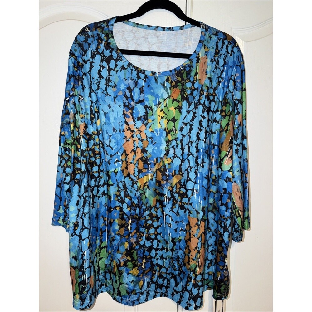 NWT Womens Plus Size 3XL Blue Abstract Tunic Blouse Round Neck Pullover Stretch